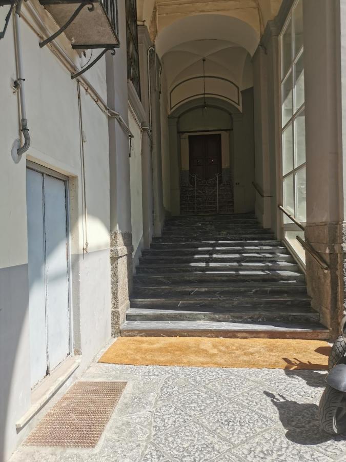 Napoli Centro Chiaia Daire Dış mekan fotoğraf