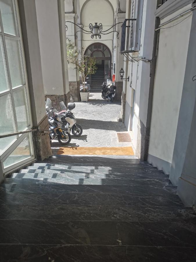 Napoli Centro Chiaia Daire Dış mekan fotoğraf